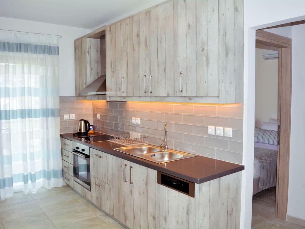 Beach House Плакиас Экстерьер фото